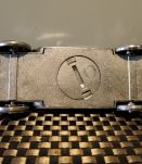 Tirelire en forme de voiture d'époque, étamé.