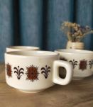 3 tasses de bistrot beiges décor vintage