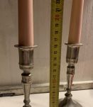 2 chandeliers en étain vintage 