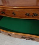 Belle commode Louis XV  en bois de rose en très bon état.