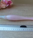 Vase Romantique Soliflore Rose en Opaline avec Pied Torsadé 