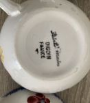 Lot 16 tasses à café  porcelaine Digoin Mary Lou an 40