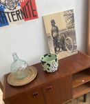 Enfilade vintage petit format pieds métal noirs