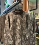 Pull en laine floral 