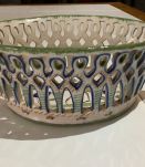 2 corbeilles en faïence 