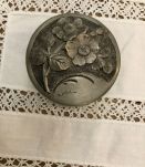 Boîte en étain art nouveau