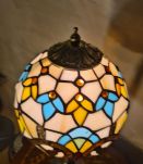  lampe, pied bronze ciselé 19e siècle ,et jolie abat jour vi