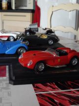 Voitures de collection miniatures (Modèles Réduits)