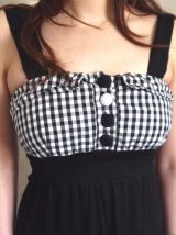 Robe noire carreaux vichy lacet boutons T36