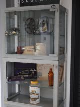 Vitrine infirmiere marque Jouan