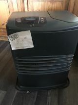 Canapé, poêle à bois etc