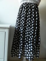Jupe midi plissée à pois en voile vintage