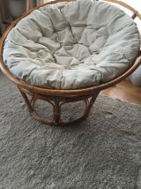 Fauteuil rotin en peluches inspiré du designer Fernando