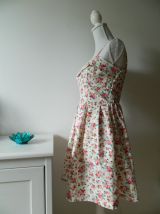 Robe patineuse fleurie à volants