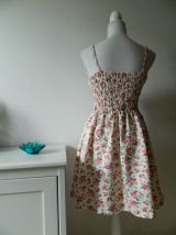 Robe patineuse fleurie à volants