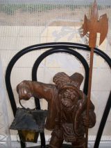 SCULPTURE EN BOIS ETEIGNEUR DE REVERBERE 46 CM DE HAUTE