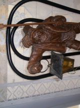 SCULPTURE EN BOIS ETEIGNEUR DE REVERBERE 46 CM DE HAUTE