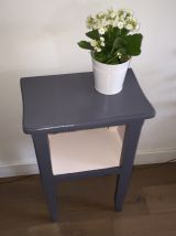 Superbe chevet ou petite table 
