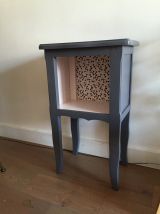 Superbe chevet ou petite table 