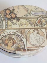 boîte à bijoux aux dessins art déco