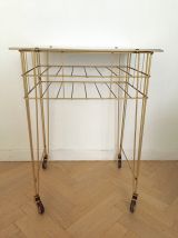 Desserte vintage dorée et plateau de verre noir