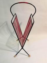 Porte revues atomique rouge et noir