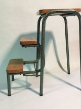 Tabouret-marchepied d'atelier ou d'école