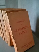 Collection de 13 livres anciens dans un style érotique de 1930