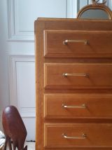 Belle commode en chêne pieds compas années 50