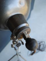 Projecteur sur trepied téléscopique indus