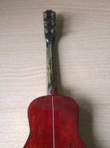 Superbe petite guitare miniature ancienne avec étui pour poupée ou collection
