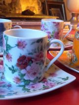 Tasses à café - décor fleuri (rétro)