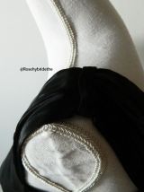 Robe moulante noire épaules dénudées vintage 80's