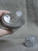 bouteille parfum eau de roche Rochas