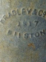 bidon  ancien  BRADLEY  § co   LTD   1917