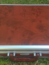 couverts neufs et sa malette de rangement