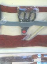 couverts neufs et sa malette de rangement