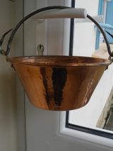 Petite marmite à anse en cuivre Villedieu années 50