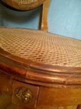 2 chaises cannées médaillon style Louis XVI