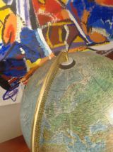 Mappemonde des années 50 lumineuse