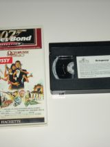 LOT 12 cassettes VHS JAMES BOND 007