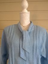 Lumineux chemisier vintage col lavallière T38-40 avec jeux de plis