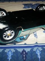 VOITURE 30 CM DE LONGUE TOUTE EN BOIS SUPERBE 