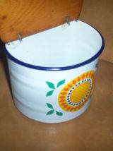 lot 2 pots a sel et sucre mural des années 1950 