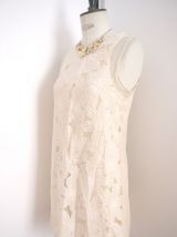 Robe droite neuve fleur beige chic preppy