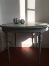 Petite table ancienne