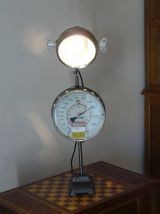 lampe de divers éléments vintage et industriel