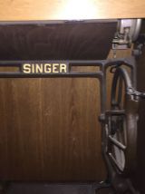 Machine à coudre meuble vintage Singer