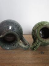 Duo de pichets en céramique dans les tons pastels