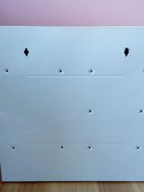 Armoire à pharmacie en métal laqué blanc